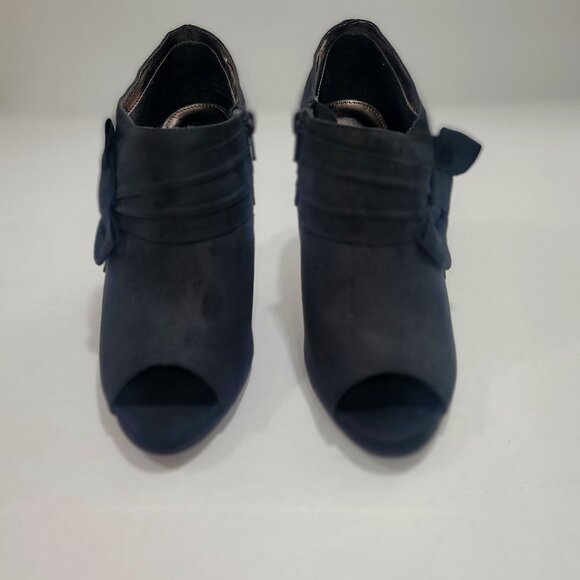 Black faux suede Peep toe bootie‎ with 3in heel vegan - Picture 1 of 14